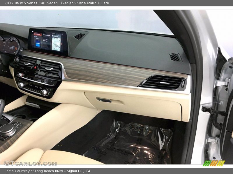 Glacier Silver Metallic / Black 2017 BMW 5 Series 540i Sedan
