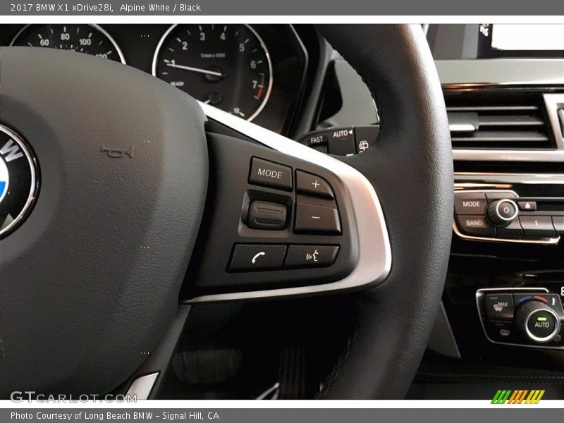 Alpine White / Black 2017 BMW X1 xDrive28i
