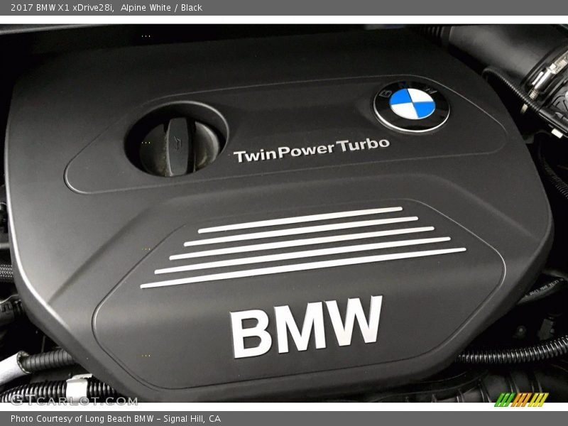 Alpine White / Black 2017 BMW X1 xDrive28i