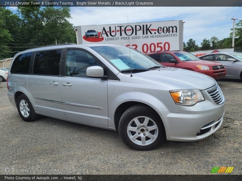 Bright Silver Metallic / Black/Light Graystone 2011 Chrysler Town & Country Touring