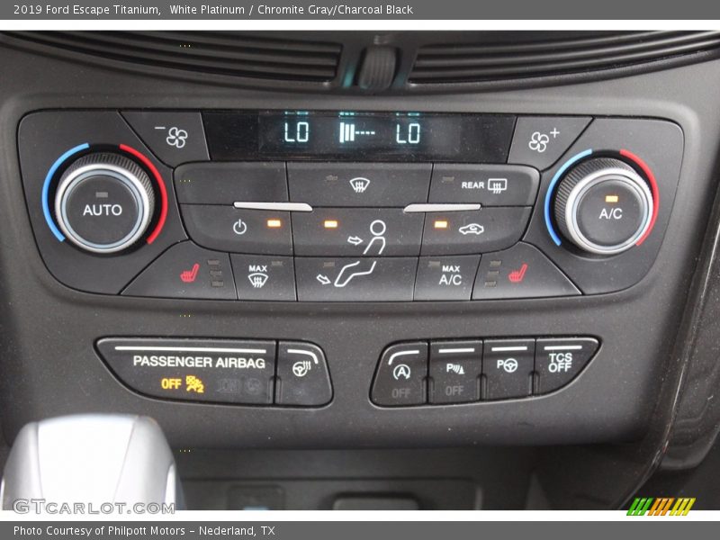 White Platinum / Chromite Gray/Charcoal Black 2019 Ford Escape Titanium