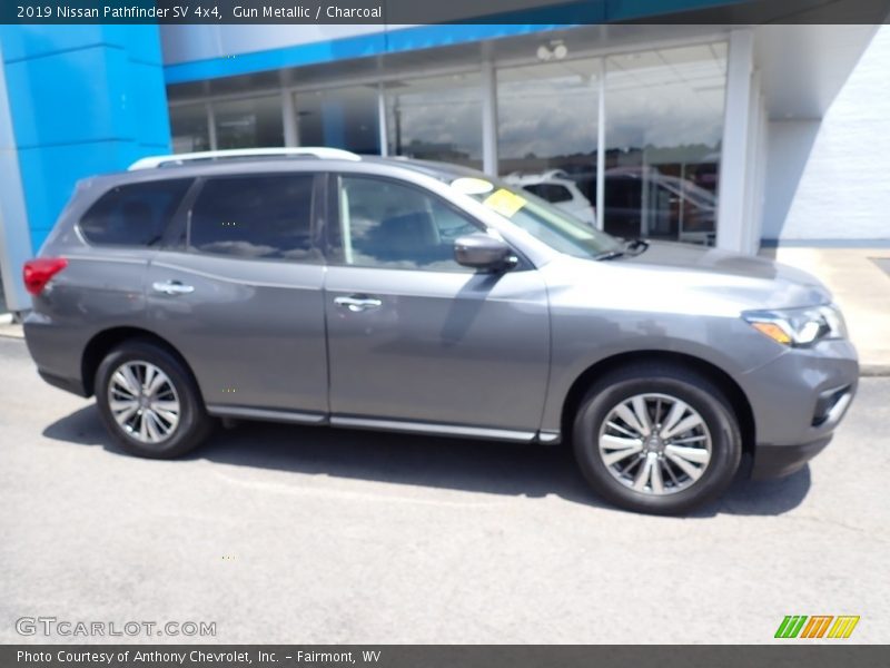 Gun Metallic / Charcoal 2019 Nissan Pathfinder SV 4x4