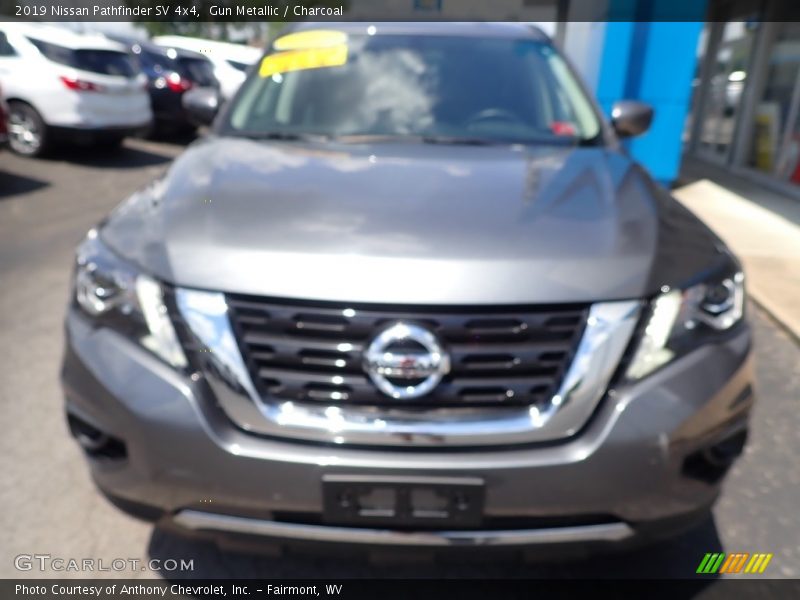 Gun Metallic / Charcoal 2019 Nissan Pathfinder SV 4x4