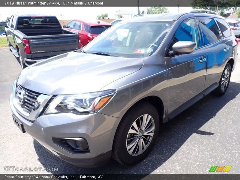 Gun Metallic / Charcoal 2019 Nissan Pathfinder SV 4x4