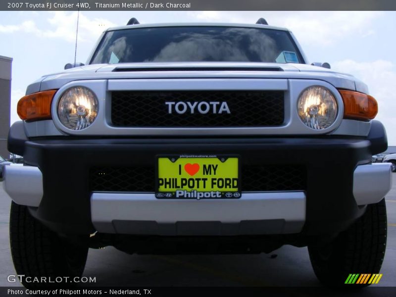 Titanium Metallic / Dark Charcoal 2007 Toyota FJ Cruiser 4WD