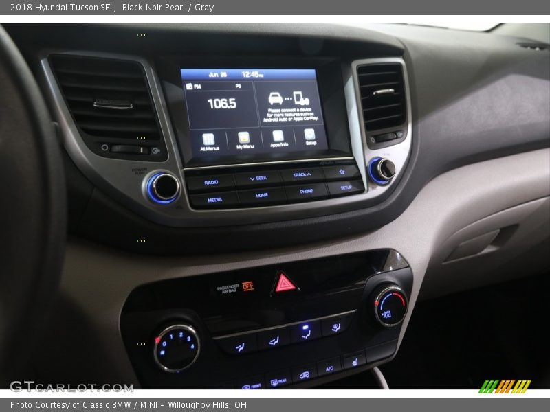 Controls of 2018 Tucson SEL