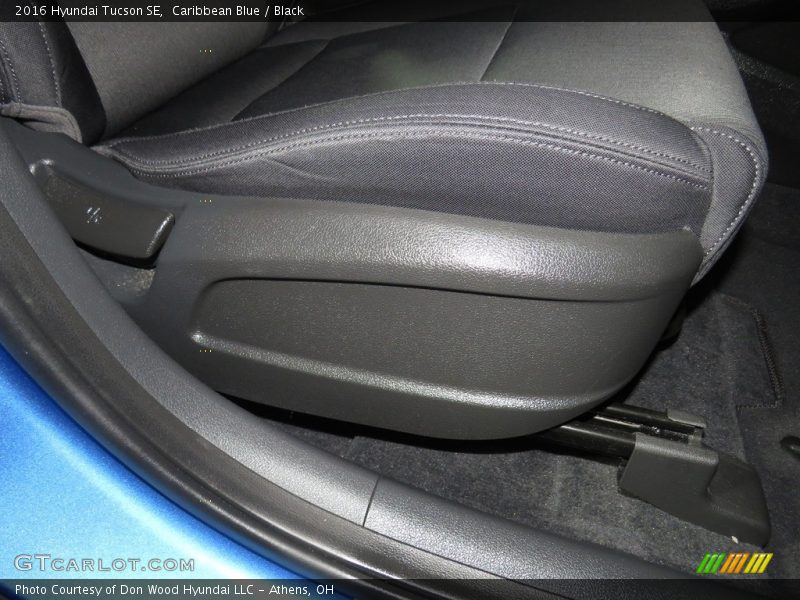 Caribbean Blue / Black 2016 Hyundai Tucson SE