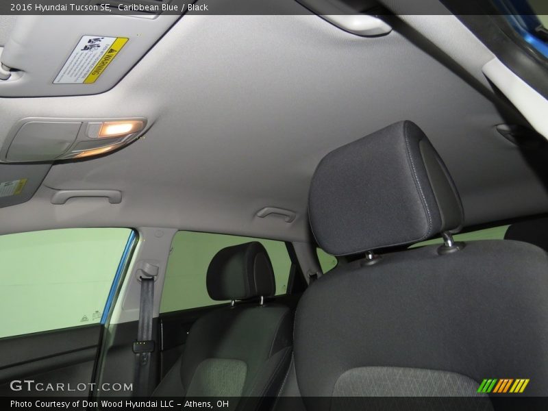 Caribbean Blue / Black 2016 Hyundai Tucson SE
