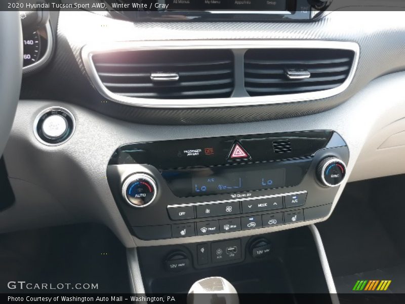 Winter White / Gray 2020 Hyundai Tucson Sport AWD