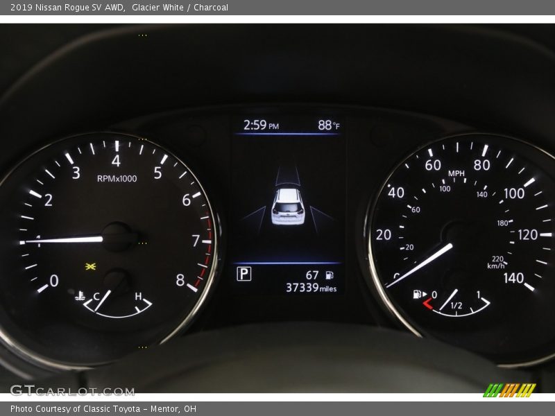 Glacier White / Charcoal 2019 Nissan Rogue SV AWD