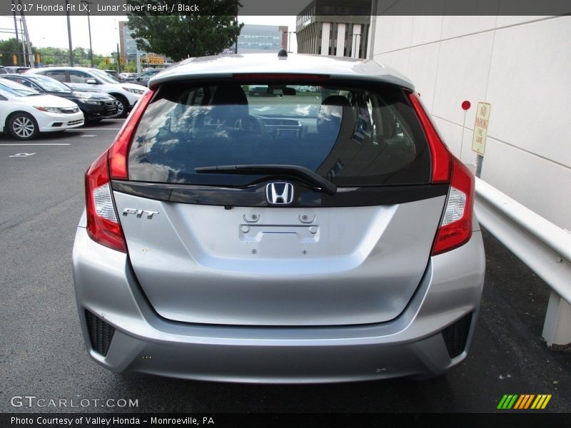 Lunar Silver Pearl / Black 2017 Honda Fit LX
