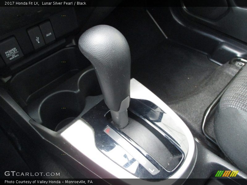 Lunar Silver Pearl / Black 2017 Honda Fit LX