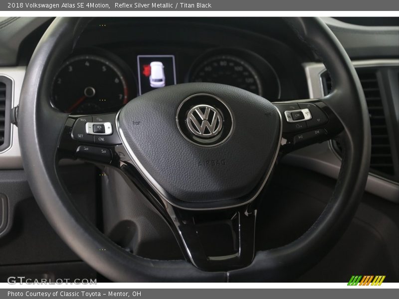 Reflex Silver Metallic / Titan Black 2018 Volkswagen Atlas SE 4Motion