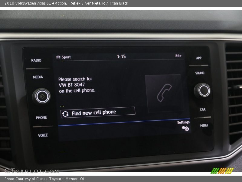 Reflex Silver Metallic / Titan Black 2018 Volkswagen Atlas SE 4Motion