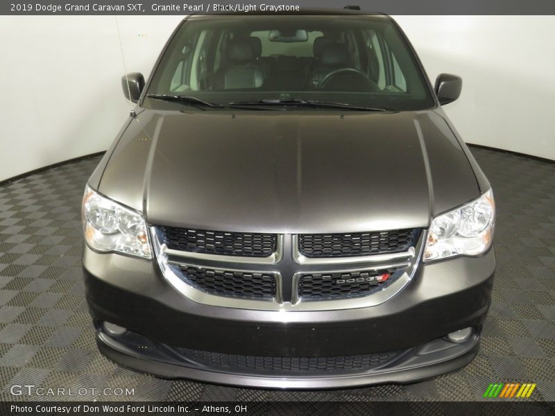 Granite Pearl / Black/Light Graystone 2019 Dodge Grand Caravan SXT