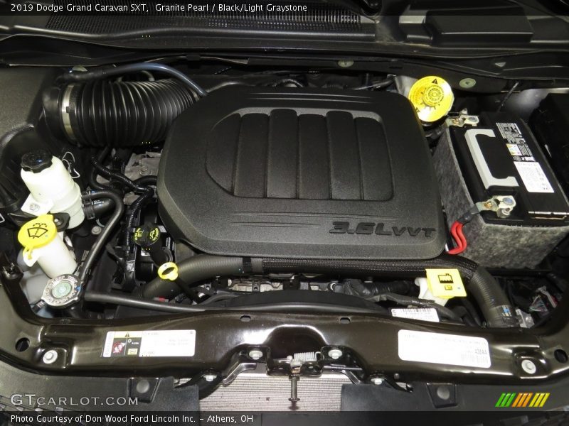 Granite Pearl / Black/Light Graystone 2019 Dodge Grand Caravan SXT