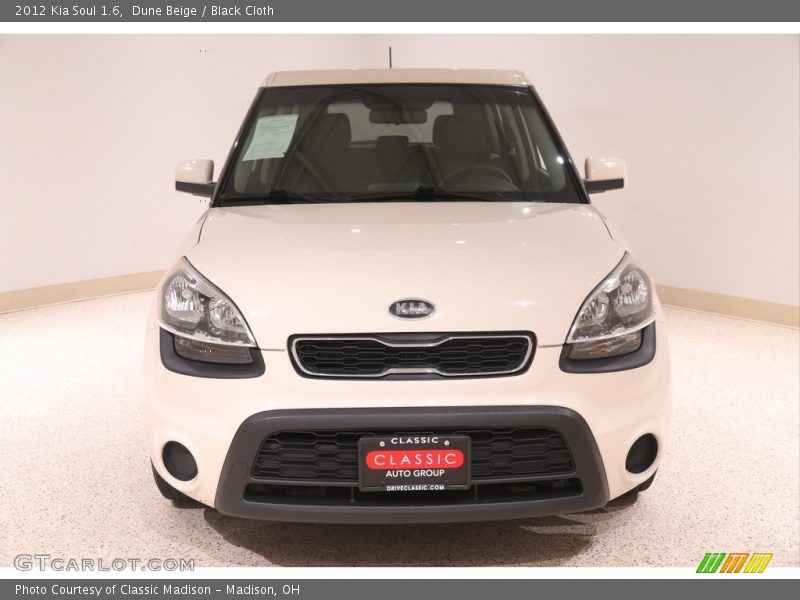 Dune Beige / Black Cloth 2012 Kia Soul 1.6