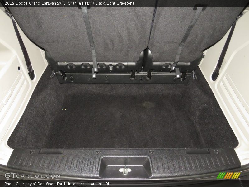 Granite Pearl / Black/Light Graystone 2019 Dodge Grand Caravan SXT