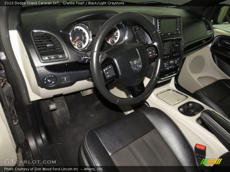 Granite Pearl / Black/Light Graystone 2019 Dodge Grand Caravan SXT