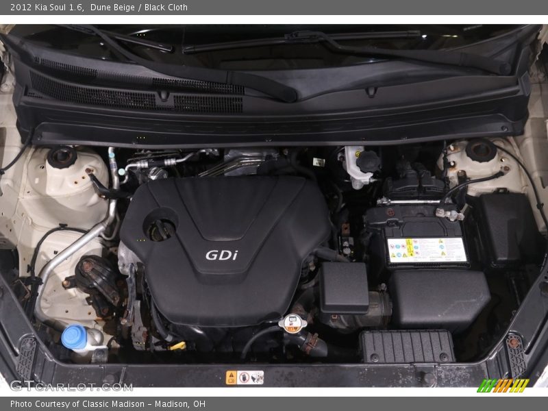 Dune Beige / Black Cloth 2012 Kia Soul 1.6