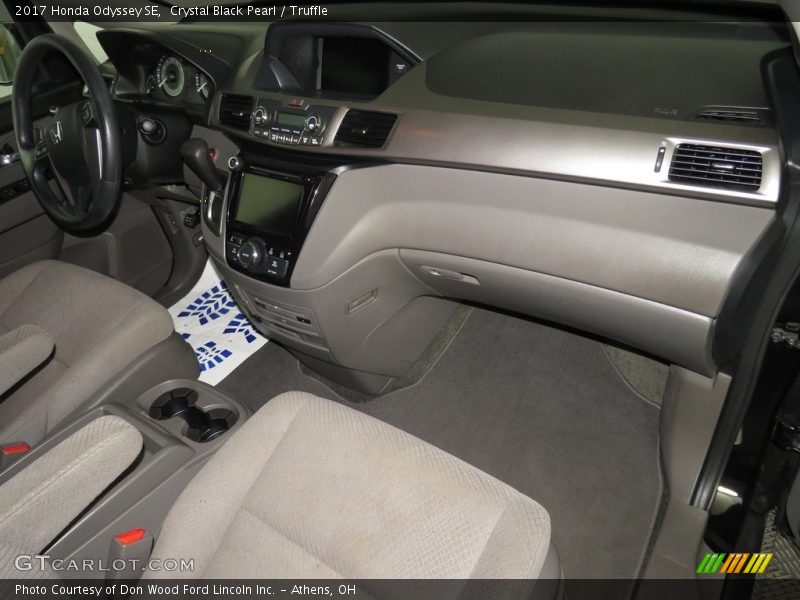 Crystal Black Pearl / Truffle 2017 Honda Odyssey SE