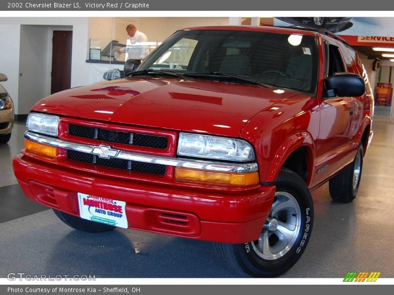Victory Red / Graphite 2002 Chevrolet Blazer LS