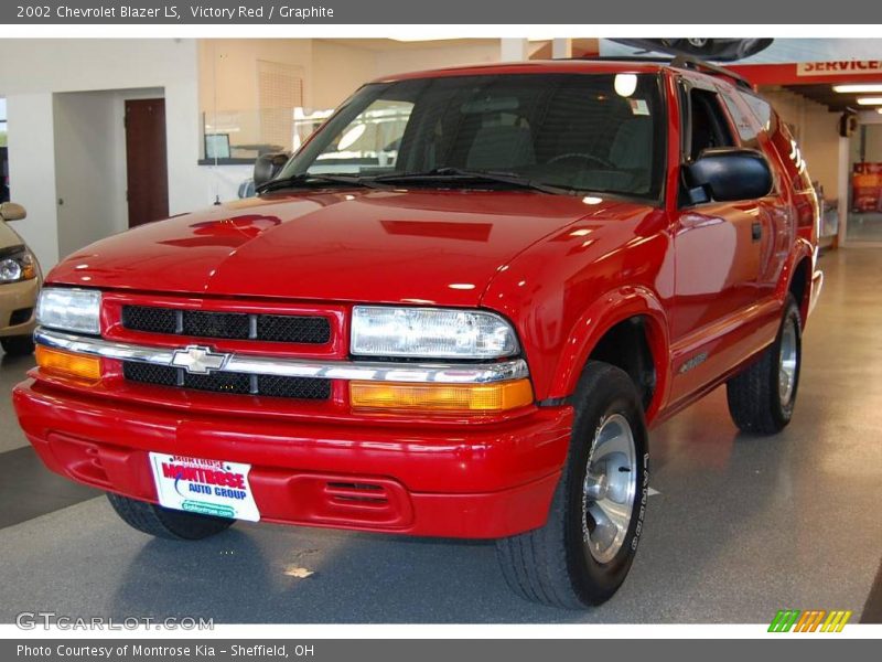 Victory Red / Graphite 2002 Chevrolet Blazer LS