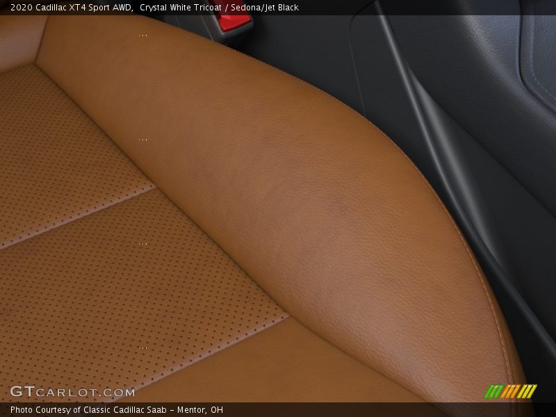 Crystal White Tricoat / Sedona/Jet Black 2020 Cadillac XT4 Sport AWD