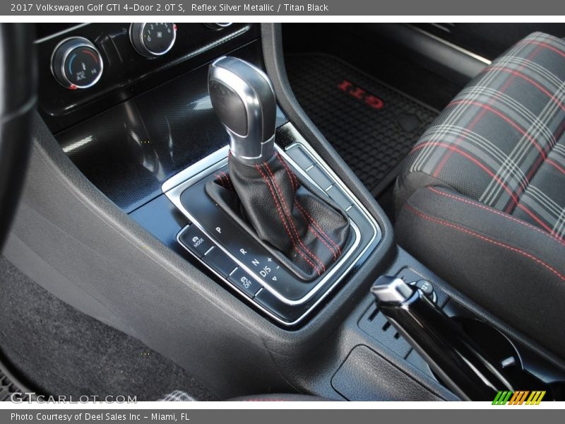 Reflex Silver Metallic / Titan Black 2017 Volkswagen Golf GTI 4-Door 2.0T S