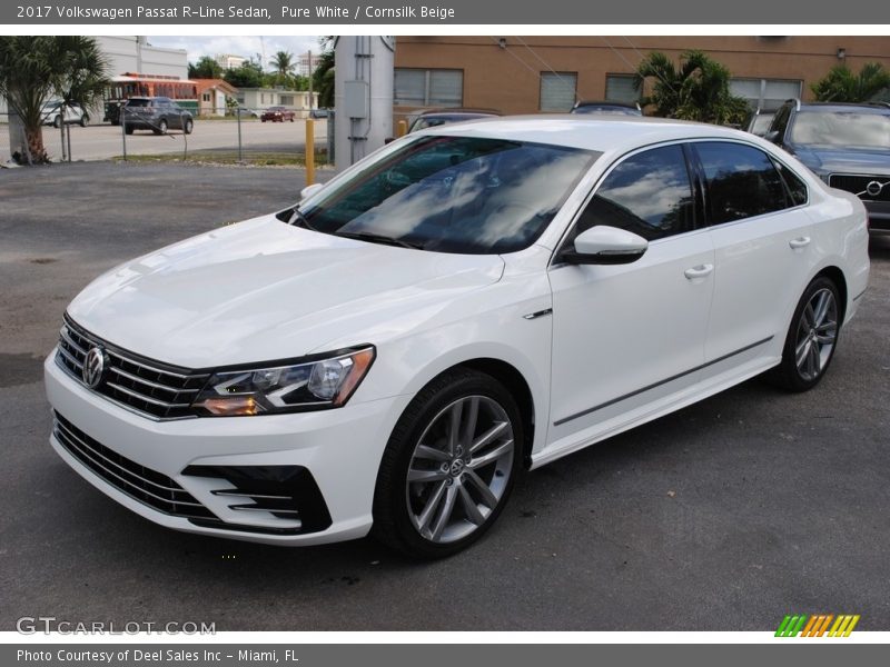 Pure White / Cornsilk Beige 2017 Volkswagen Passat R-Line Sedan