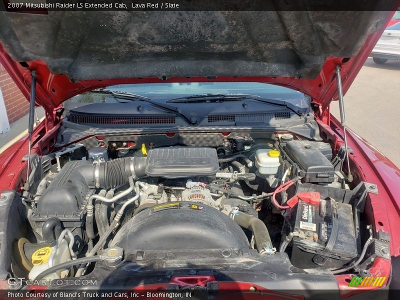 Lava Red / Slate 2007 Mitsubishi Raider LS Extended Cab