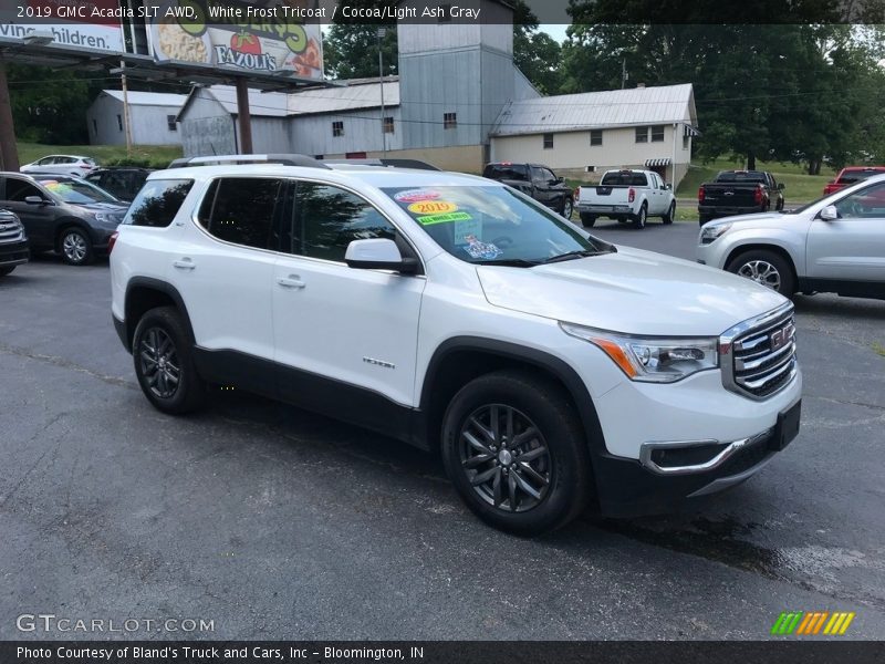 White Frost Tricoat / Cocoa/Light Ash Gray 2019 GMC Acadia SLT AWD