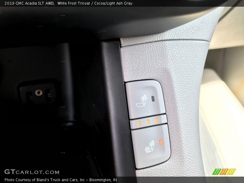 White Frost Tricoat / Cocoa/Light Ash Gray 2019 GMC Acadia SLT AWD