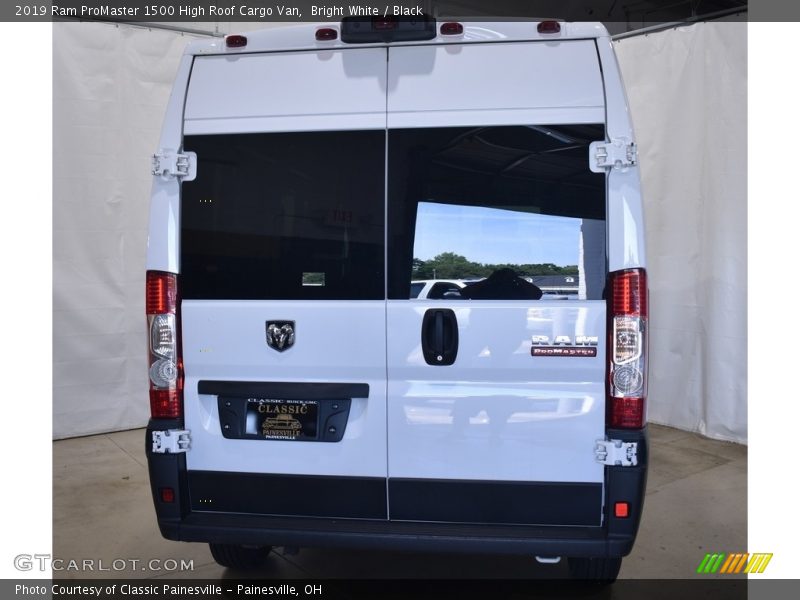 Bright White / Black 2019 Ram ProMaster 1500 High Roof Cargo Van