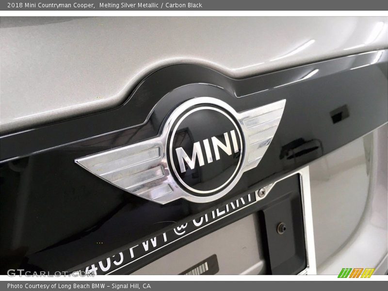 Melting Silver Metallic / Carbon Black 2018 Mini Countryman Cooper