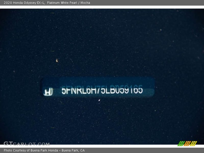 Platinum White Pearl / Mocha 2020 Honda Odyssey EX-L