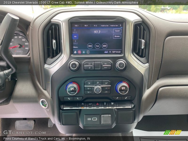 Summit White / Gideon/Very Dark Atmosphere 2019 Chevrolet Silverado 1500 LT Crew Cab 4WD