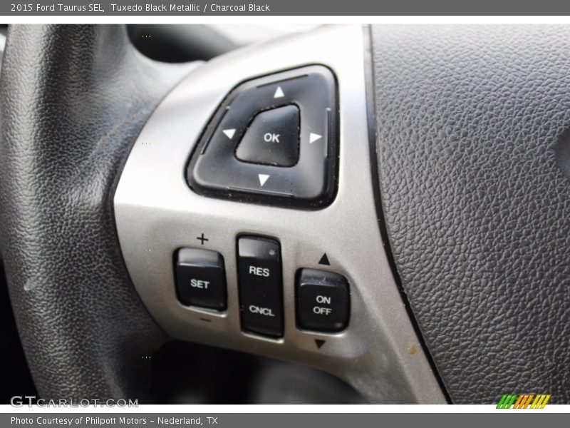 Tuxedo Black Metallic / Charcoal Black 2015 Ford Taurus SEL