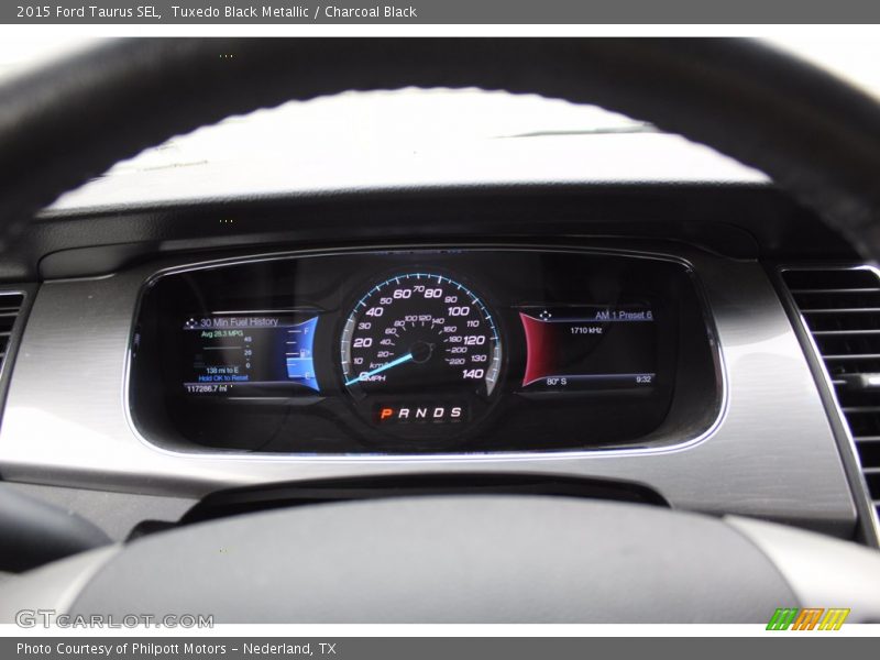 Tuxedo Black Metallic / Charcoal Black 2015 Ford Taurus SEL