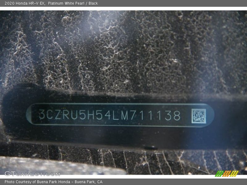 Platinum White Pearl / Black 2020 Honda HR-V EX