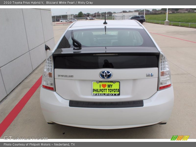 Blizzard White Pearl / Misty Gray 2010 Toyota Prius Hybrid V