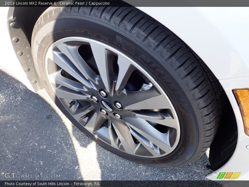 Ceramic Pearl / Cappuccino 2019 Lincoln MKZ Reserve II