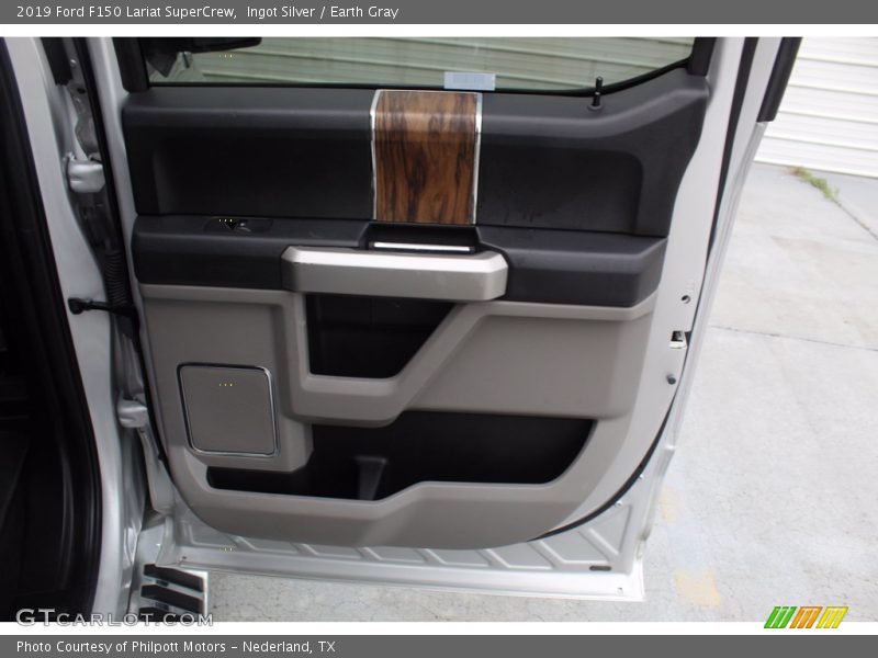 Ingot Silver / Earth Gray 2019 Ford F150 Lariat SuperCrew