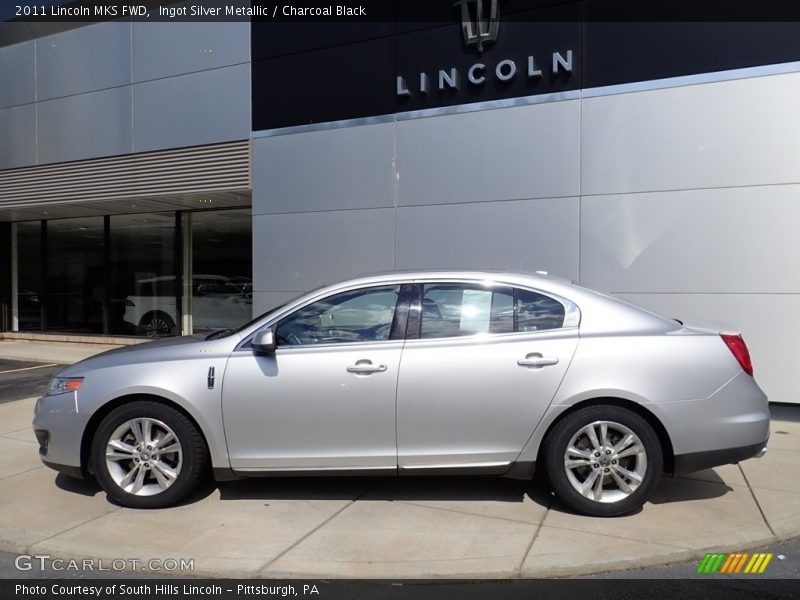 Ingot Silver Metallic / Charcoal Black 2011 Lincoln MKS FWD