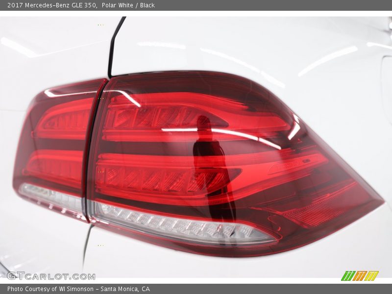 Polar White / Black 2017 Mercedes-Benz GLE 350