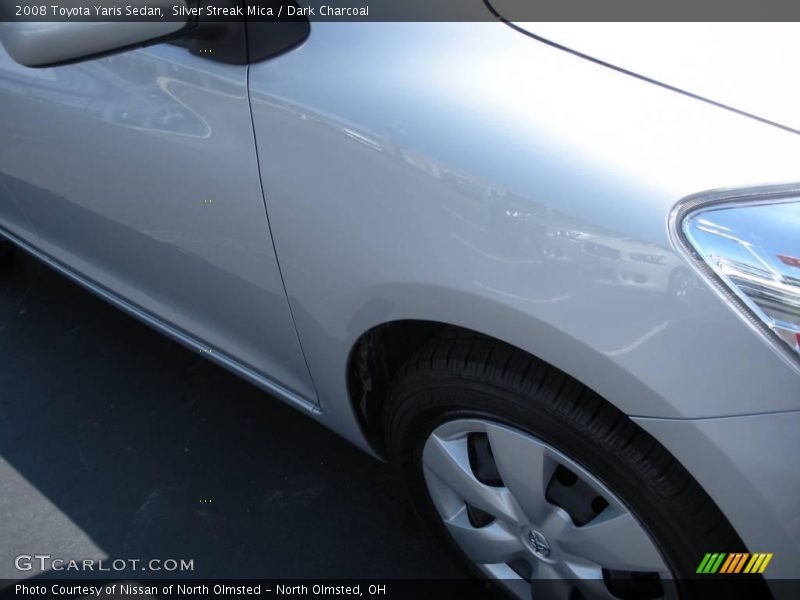 Silver Streak Mica / Dark Charcoal 2008 Toyota Yaris Sedan