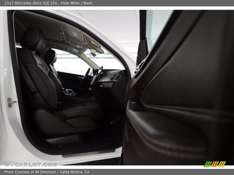 Polar White / Black 2017 Mercedes-Benz GLE 350
