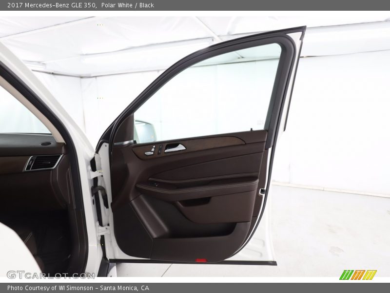 Polar White / Black 2017 Mercedes-Benz GLE 350