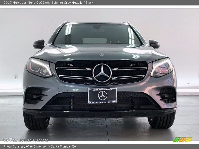 Selenite Grey Metallic / Black 2017 Mercedes-Benz GLC 300