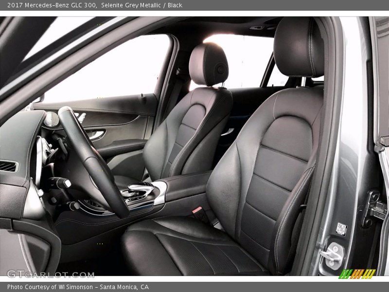 Selenite Grey Metallic / Black 2017 Mercedes-Benz GLC 300